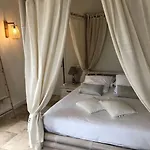 Carioca St Tropez Villa