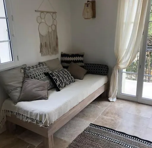 Carioca St Tropez Villa *